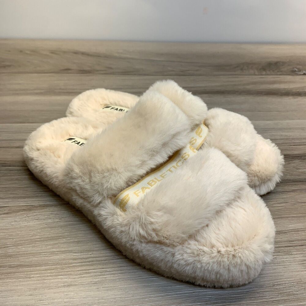 Fabletics Women's Snug Strap Slipper Size 7 Slip On Indoor Fuzzy House Shoes